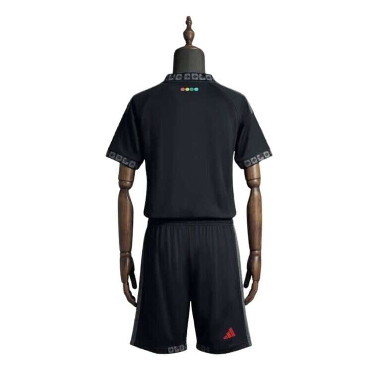 Set Infantil Camiseta y Short Colo Colo Visita 26/27